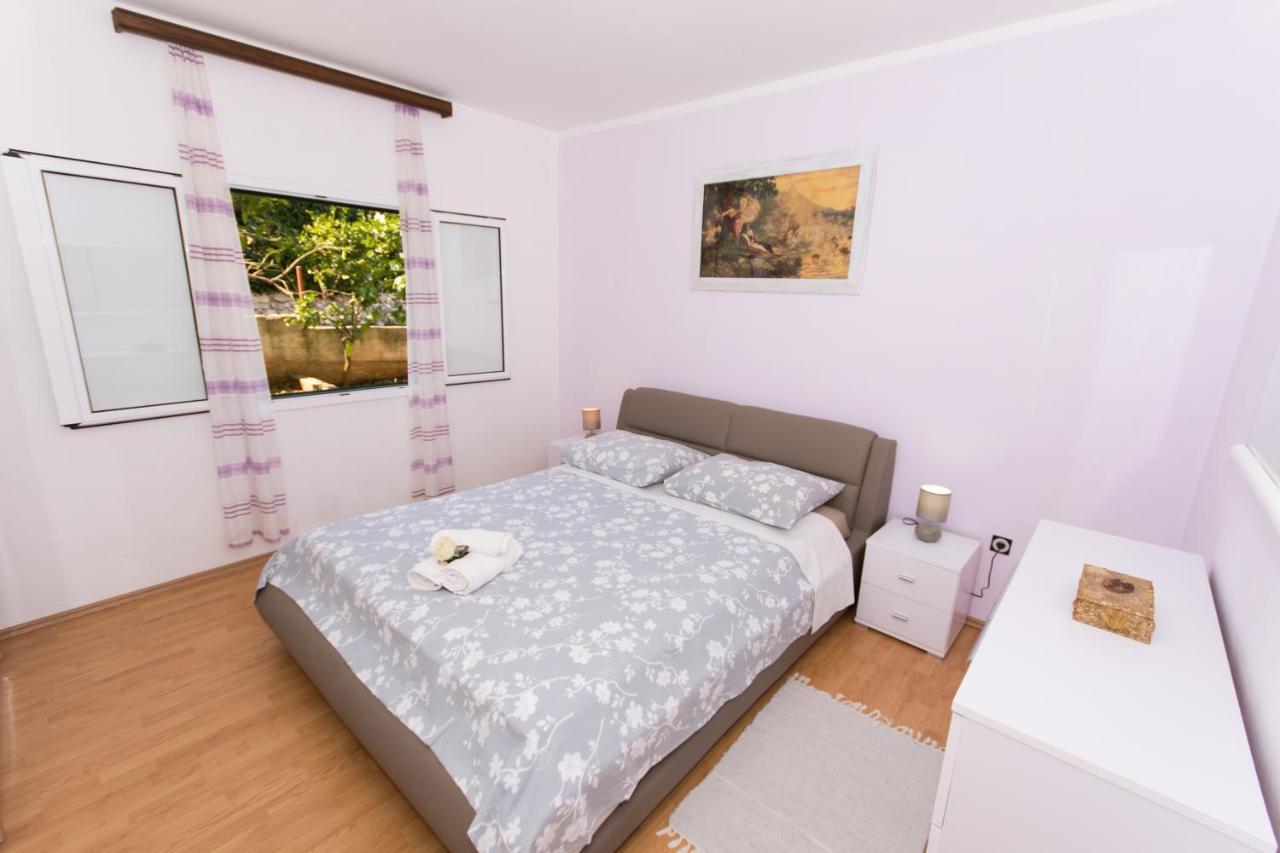 Apartments By The Sea Slatine, Ciovo - 1126 Trogir Exterior foto