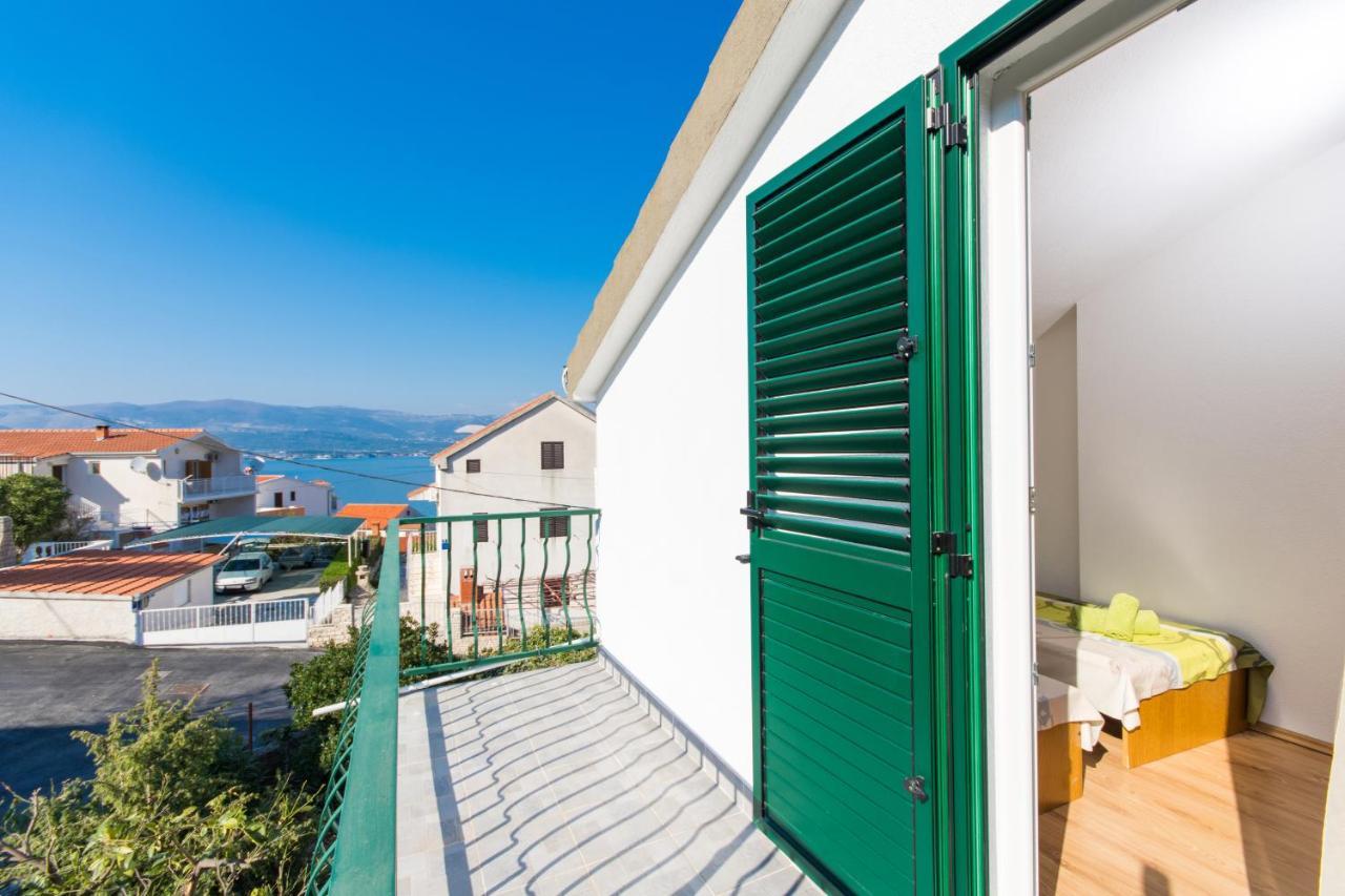 Apartments By The Sea Slatine, Ciovo - 1126 Trogir Exterior foto